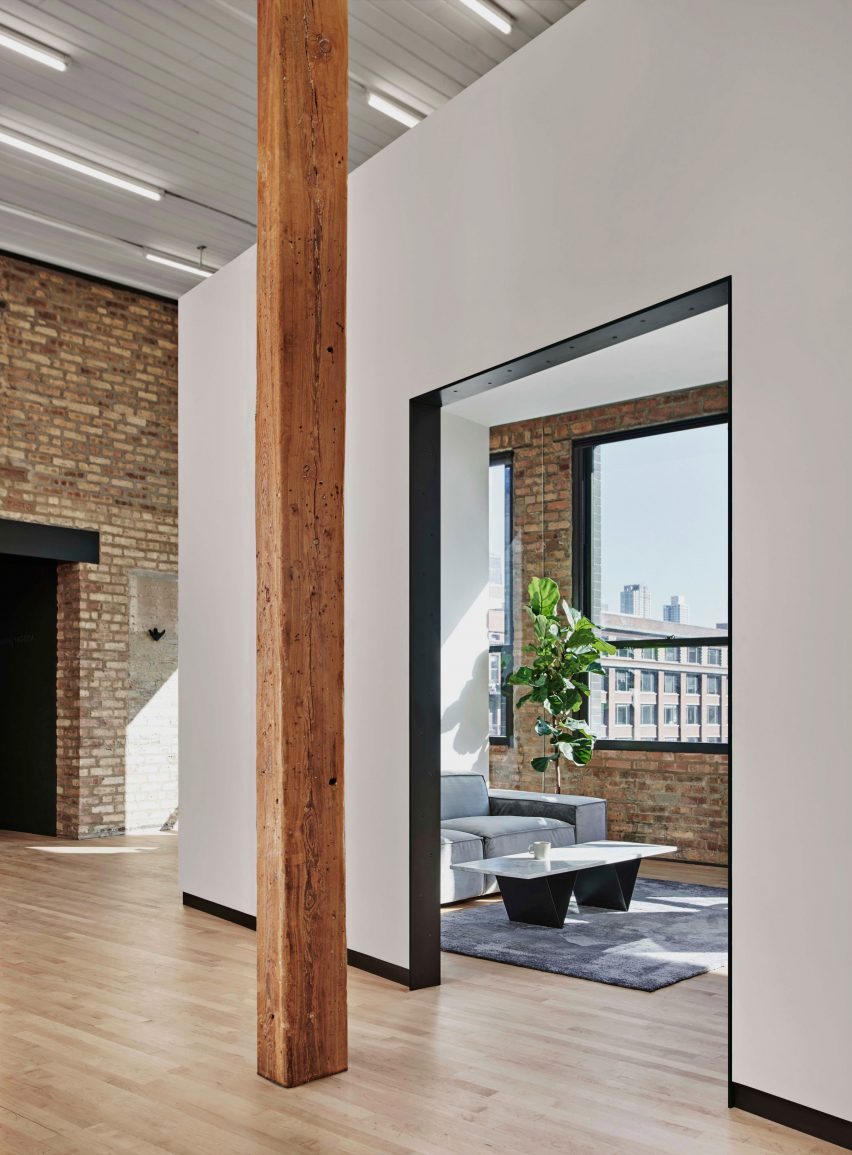 SY Offices by Vladimir Radutny Architects