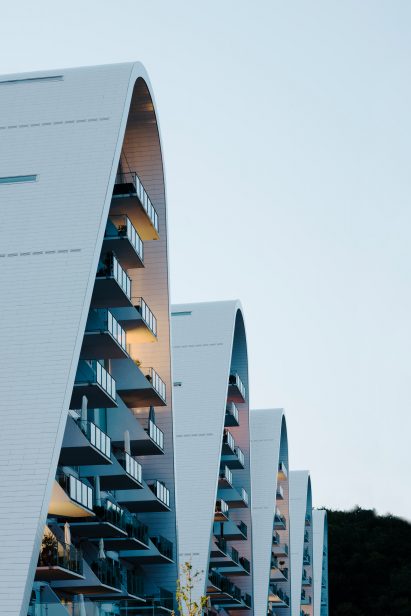 The Wave apartments by Henning Larsen