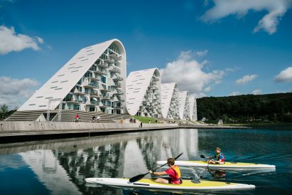 The Wave apartments by Henning Larsen