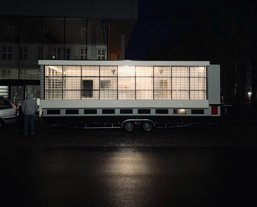 Travelling Bauhaus school