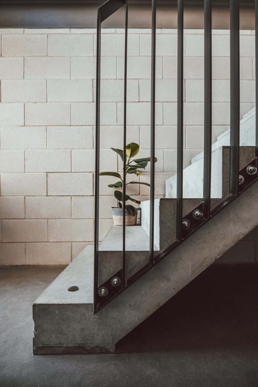 Twin-build house by Nik and Jon Daughtry in Sheffield
