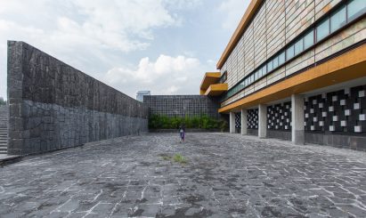 The Central University City Campus on UNAM photographed by Jazzy Li