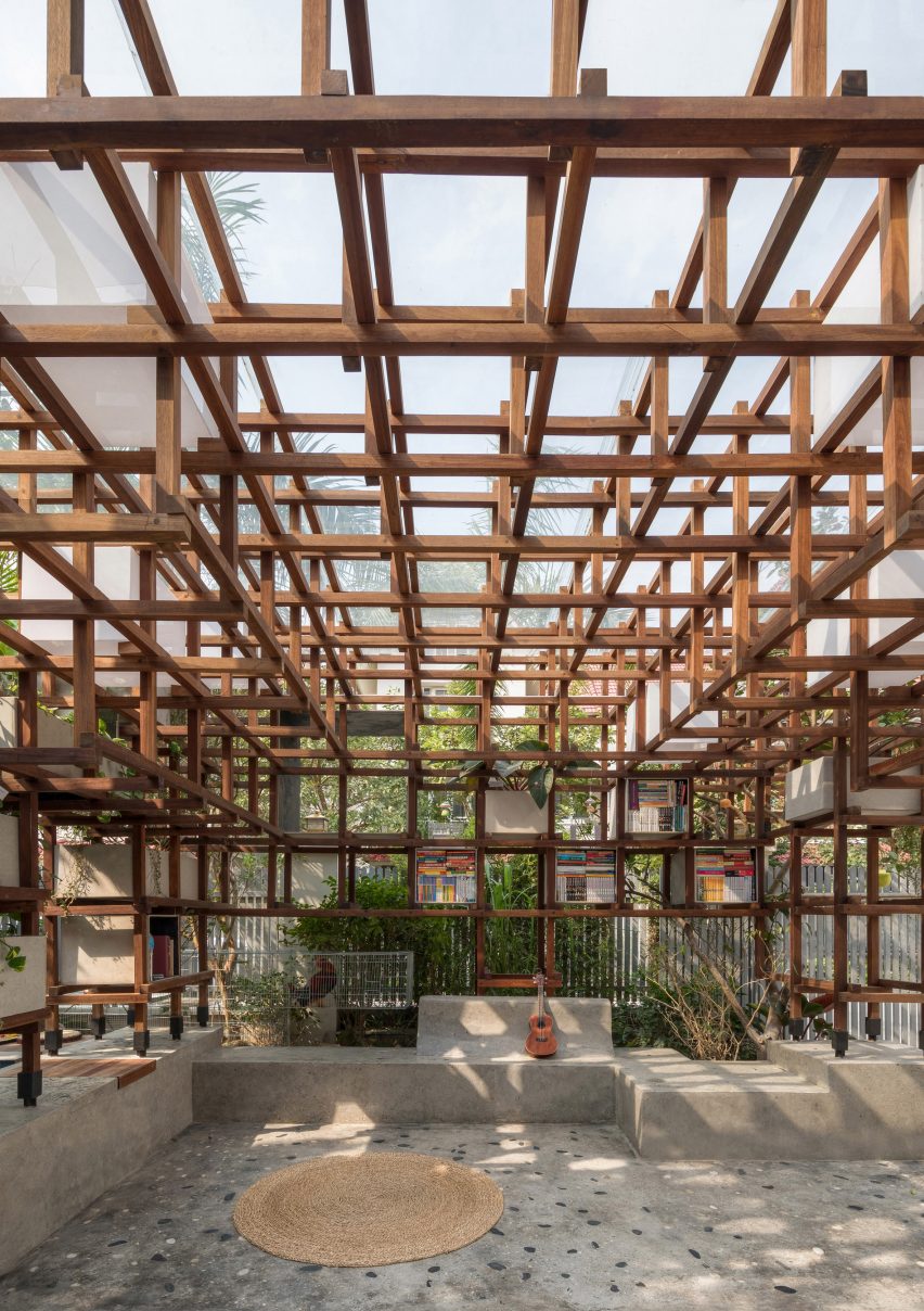VAC Library by Farming Architects