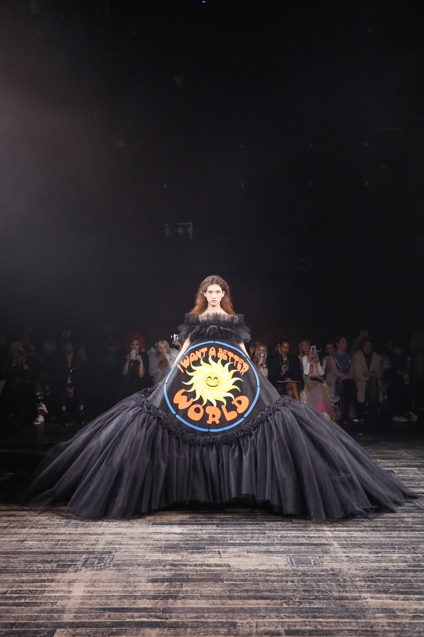 Viktor and Rolf demonstrate the "expressive power of clothing" in couture Spring Summer 2019 collection