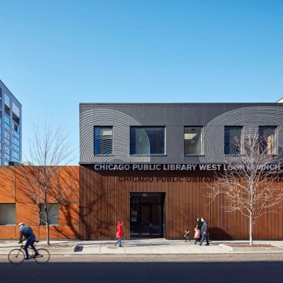 SOM transforms ageing brick buildings into Chicago’s West Loop Branch library