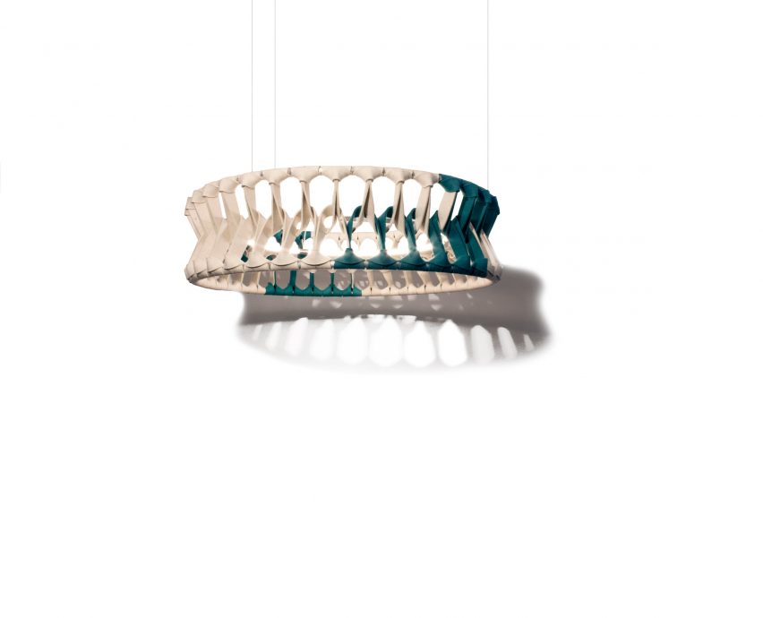 Petra Vonk Plectere 3D-knitted acoustic curtains
