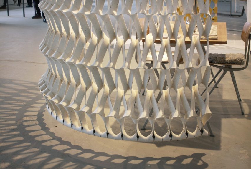 Petra Vonk Plectere 3D-knitted acoustic curtains