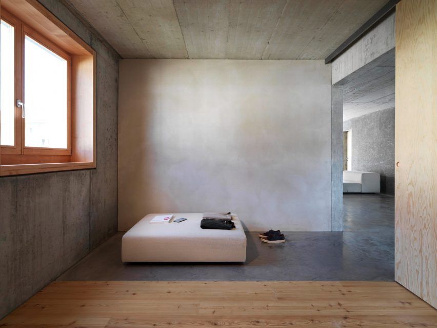 Gus Wüstemann affordable concrete housing in Zurich