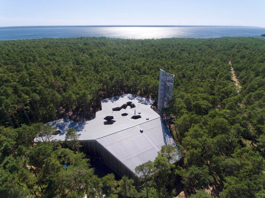 Arvo Pärt centre by Nieto Sobejano Arquitectos. Photo by Roland Halbe