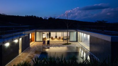 Casa Joao de Barro by Terra e Tuma