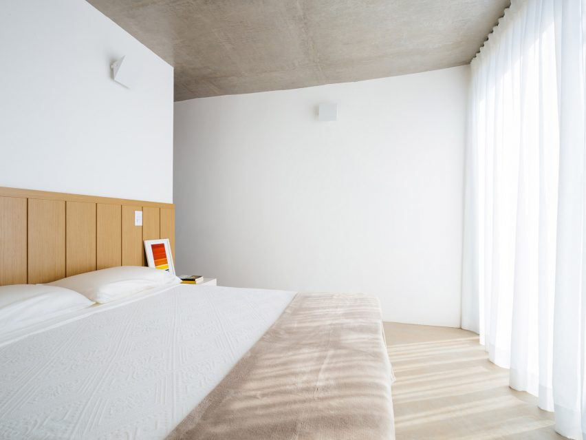 Casa Joao de Barro by Terra e Tuma