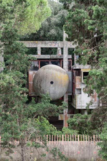 Casa Sperimentale photgraphed by Andy Tye of French + Tye