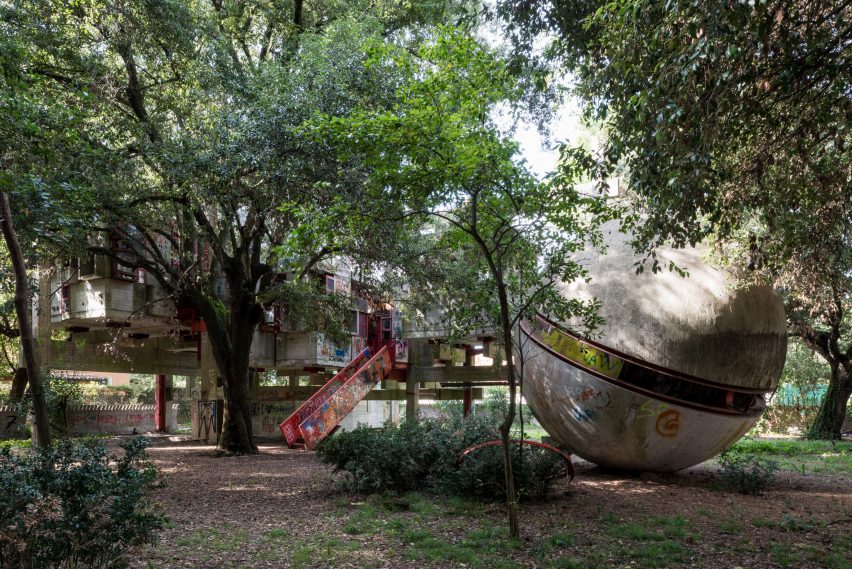 Casa Sperimentale photgraphed by Andy Tye of French + Tye