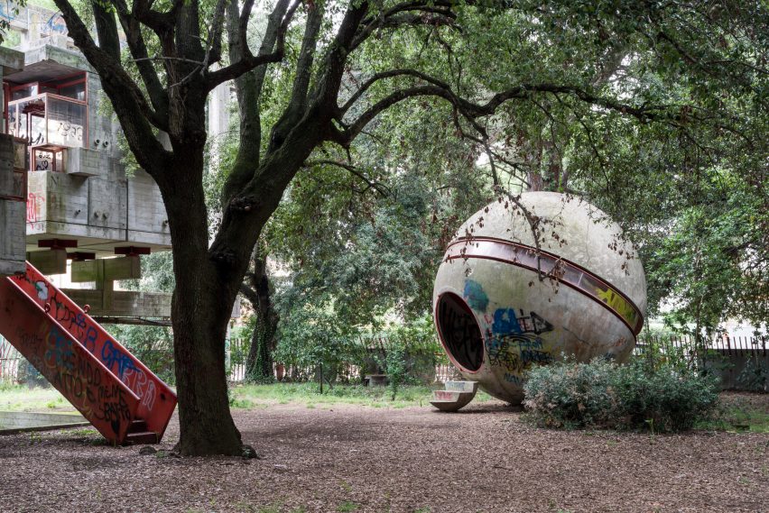 Casa Sperimentale photgraphed by Andy Tye of French + Tye
