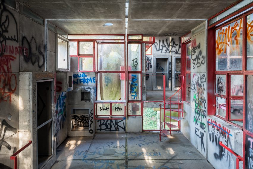 Casa Sperimentale photgraphed by Andy Tye of French + Tye