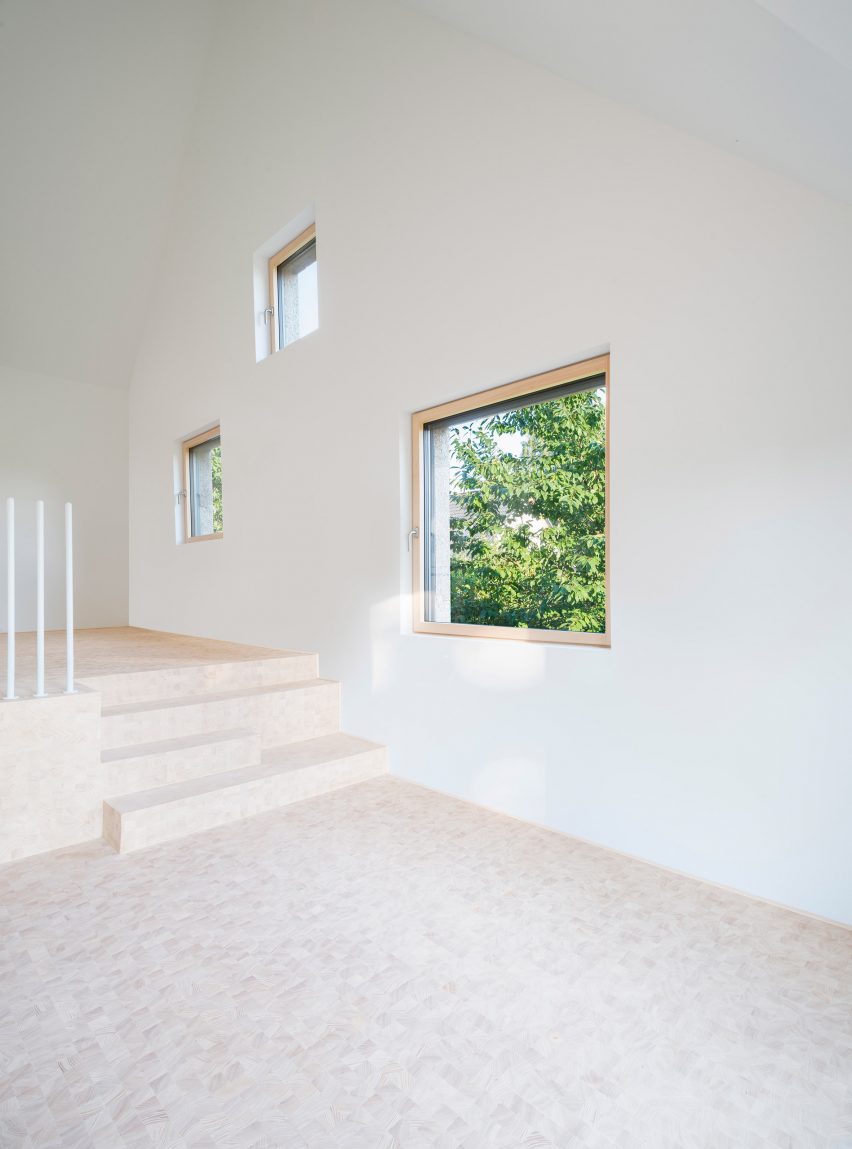 Cork Screw House by Rundzwei Architekten