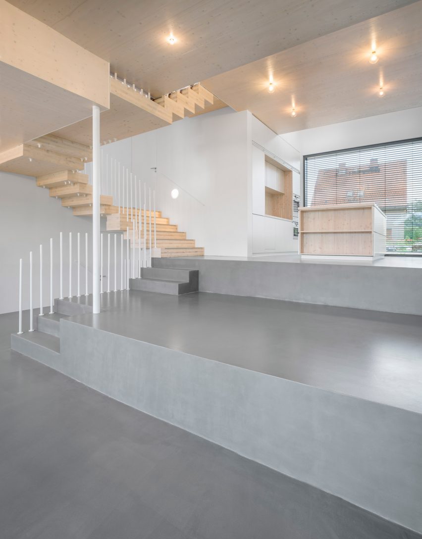 Cork Screw House by Rundzwei Architekten