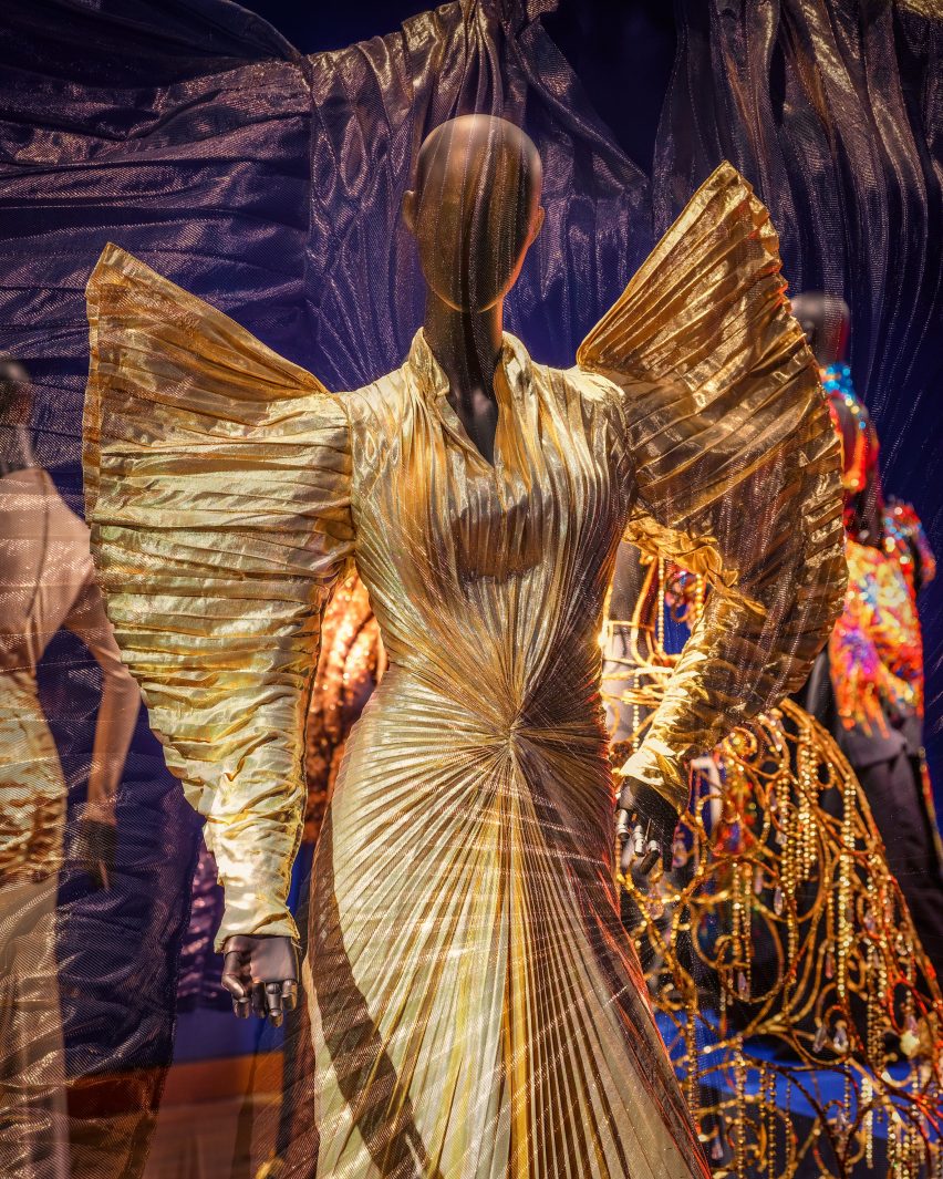Couturissme exhibit by Thierry Mugler