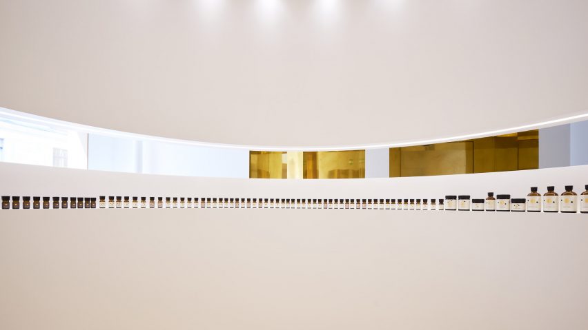 Interiors of En skincare store, designed by Archiee