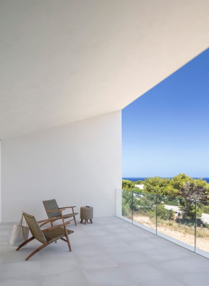 Frame House by Nomo Studio in Menorca