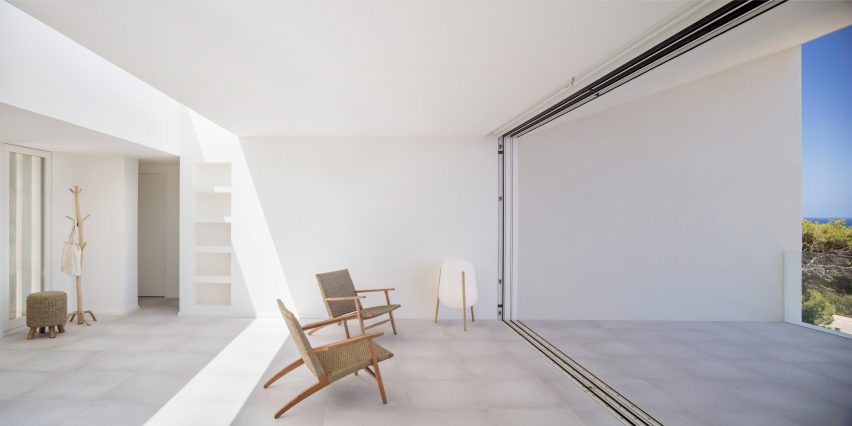 Frame House by Nomo Studio in Menorca