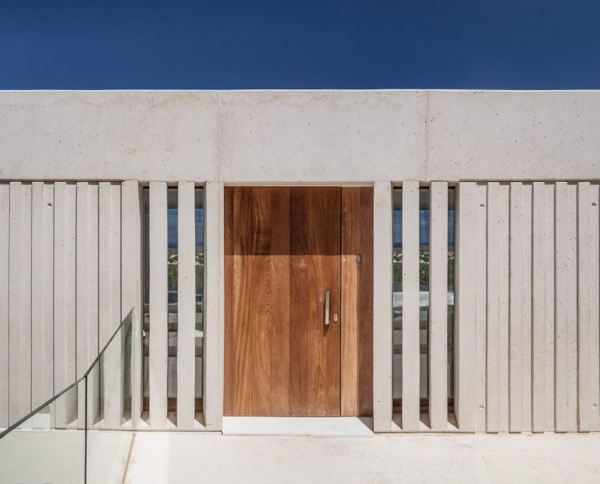 Frame House by Nomo Studio in Menorca