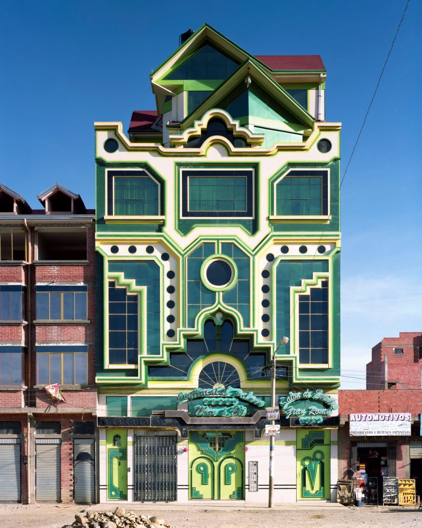 Freddy Mamani's New Andean Architecture in El Alto, Bolivia