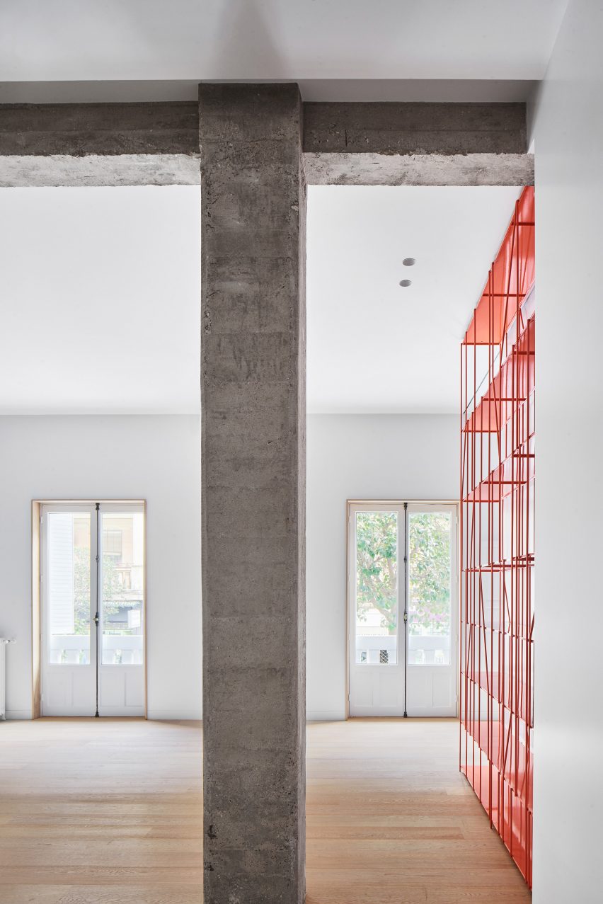 Interiors of Casa P82, designed by Lucas y Hernández-Gil