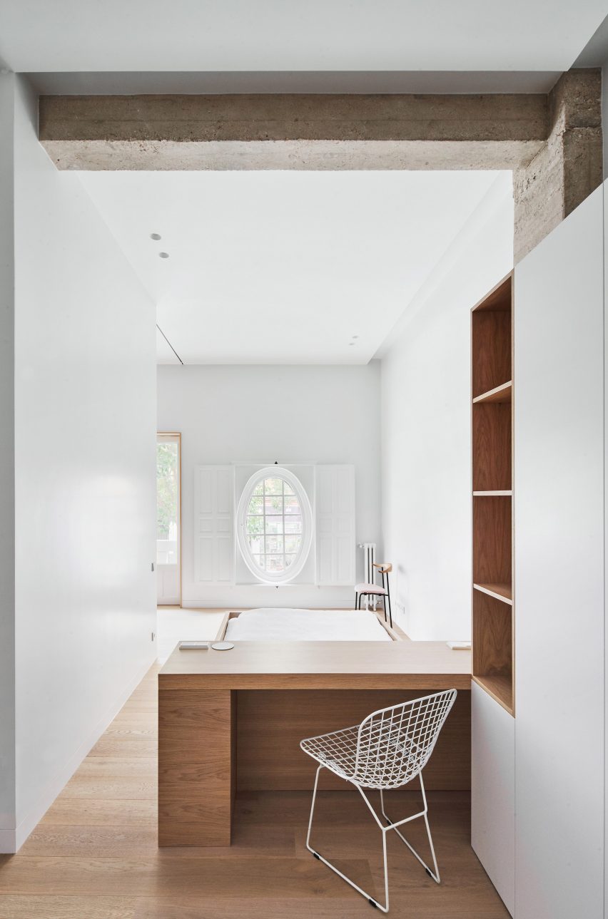 Interiors of Casa P82, designed by Lucas y Hernández-Gil