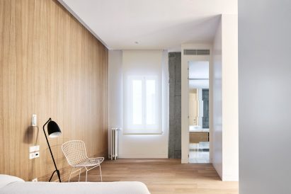 Interiors of Casa P82, designed by Lucas y Hernández-Gil