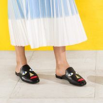 Katy Perry removes shoes from sale following blackface accusations