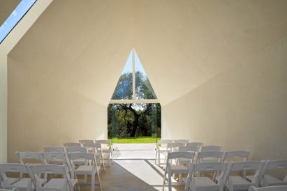 Lincoln Chapel by Studio 512