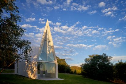 Lincoln Chapel by Studio 512
