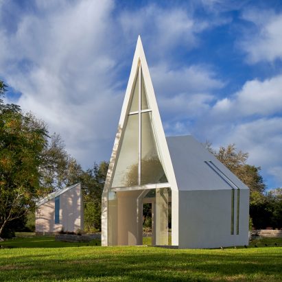 Lincoln Chapel by Studio 512
