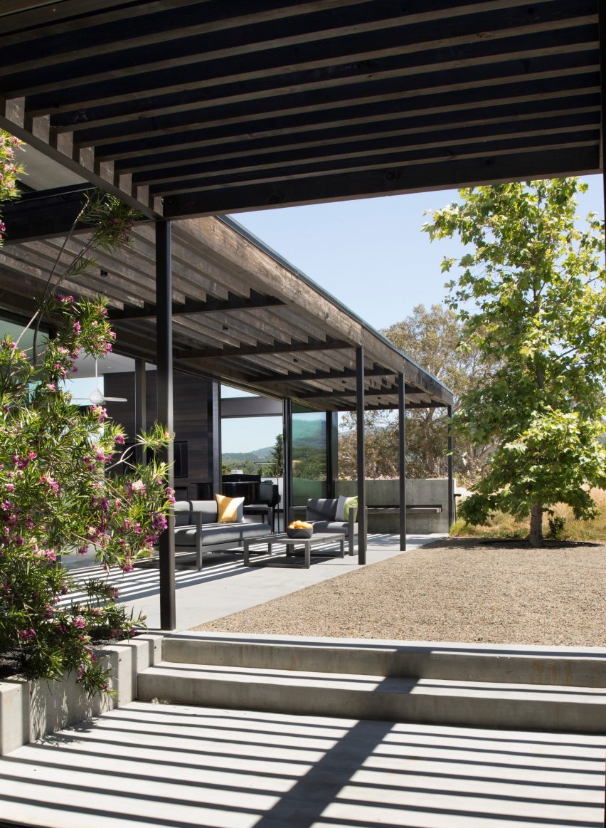Meadow Home by Feldman Architecture