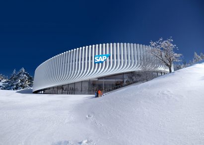 3XN designs arena for Munich Red Bulls and FC Bayern Munich in city's Olympic park
