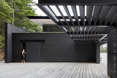 Muskoka Boathouse by Atelier Kastelic Buffey