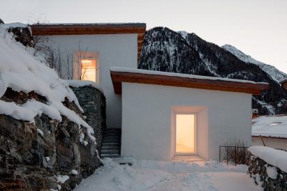 Muzeum Susch by Chasper Schmidlin and Lukas Voellmy
