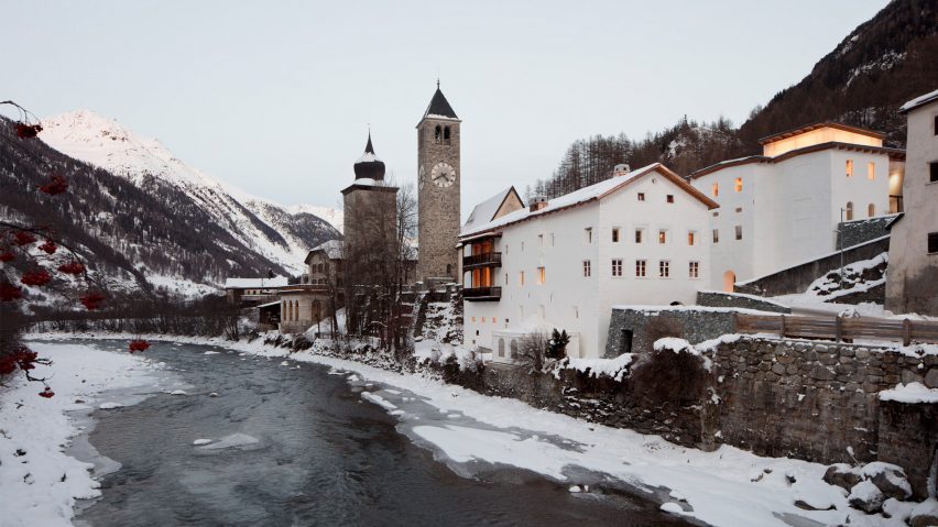 Muzeum Susch by Chasper Schmidlin and Lukas Voellmy