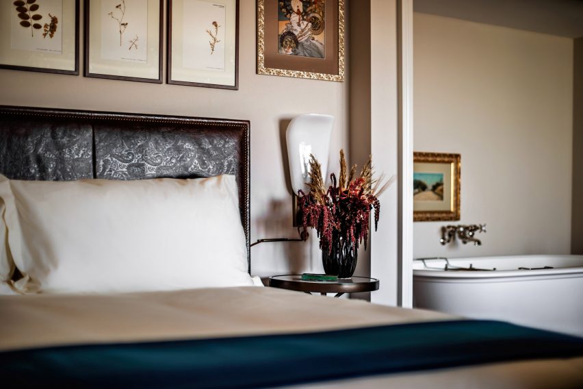 NoMad Las Vegas hotel