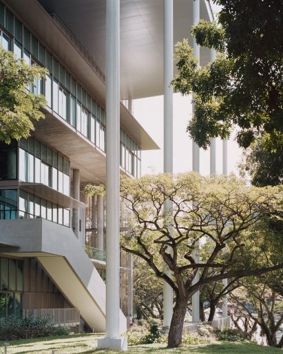 NUS School of Design & Environment by Serie + Multiply Architects