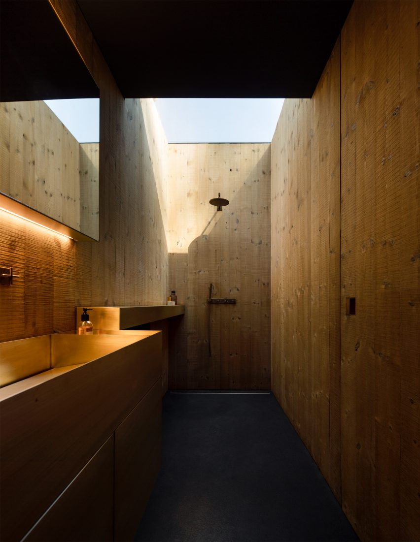 Pavilion House by Andreia Garcia Architectural Affairs + Diogo Aguiar Studio