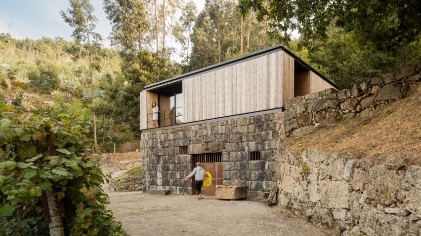 Pavilion House by Andreia Garcia Architectural Affairs + Diogo Aguiar Studio