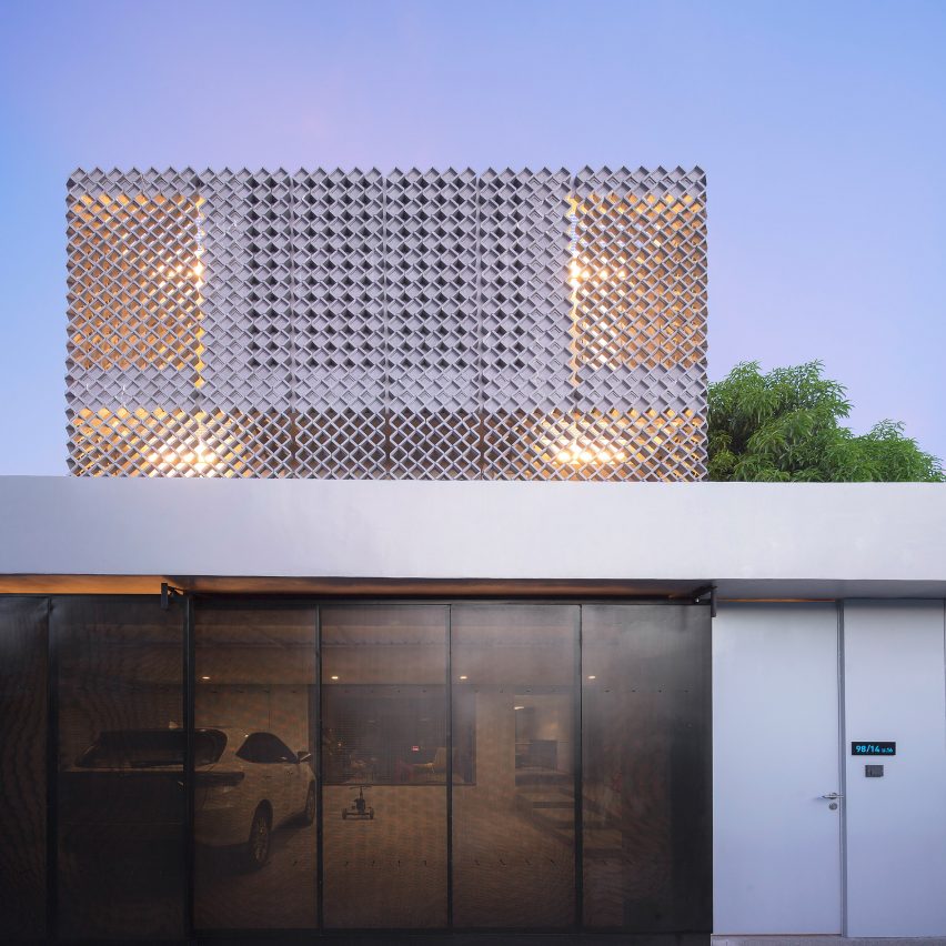 Phra Pradeang House by all(zone)