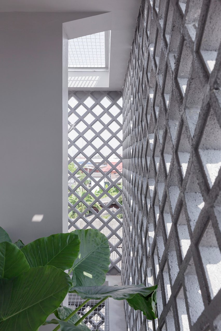 Phra Pradeang House by all(zone)