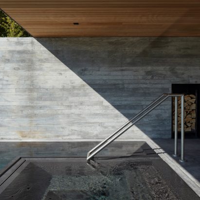 Pool House by MacKay-Lyons Sweetapple