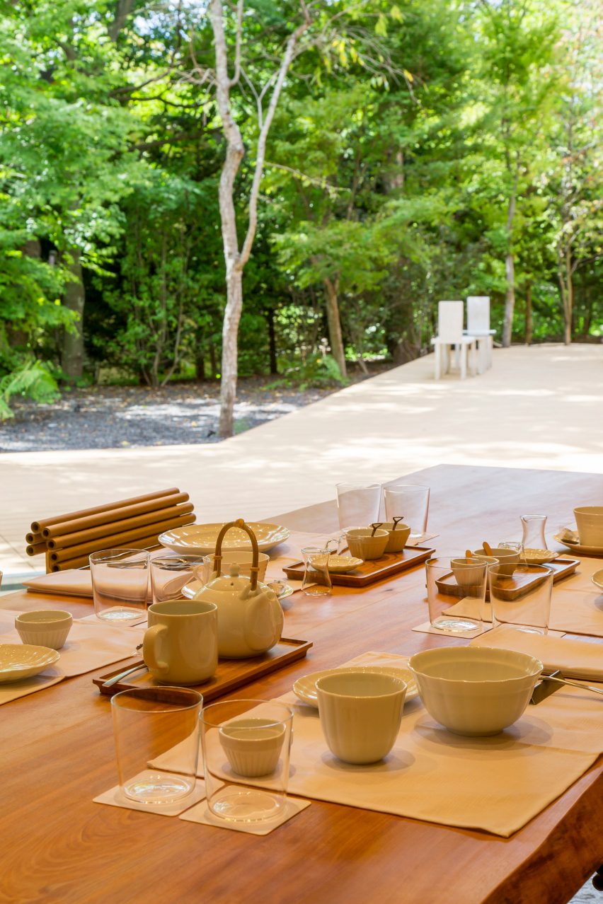 Shishi-Iwa House boutique hotel by Shigeru Ban in Karuizawa, Japan