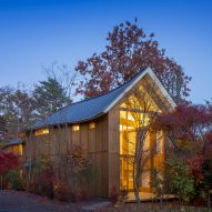 Shishi-Iwa House boutique hotel by Shigeru Ban in Karuizawa, Japan