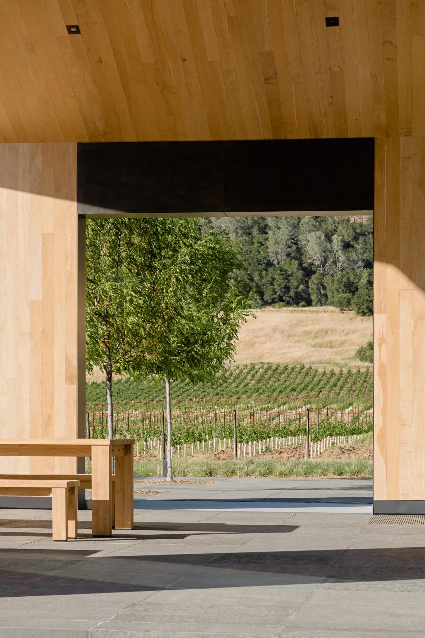 Silver Oak Winery by Piechota Architecture