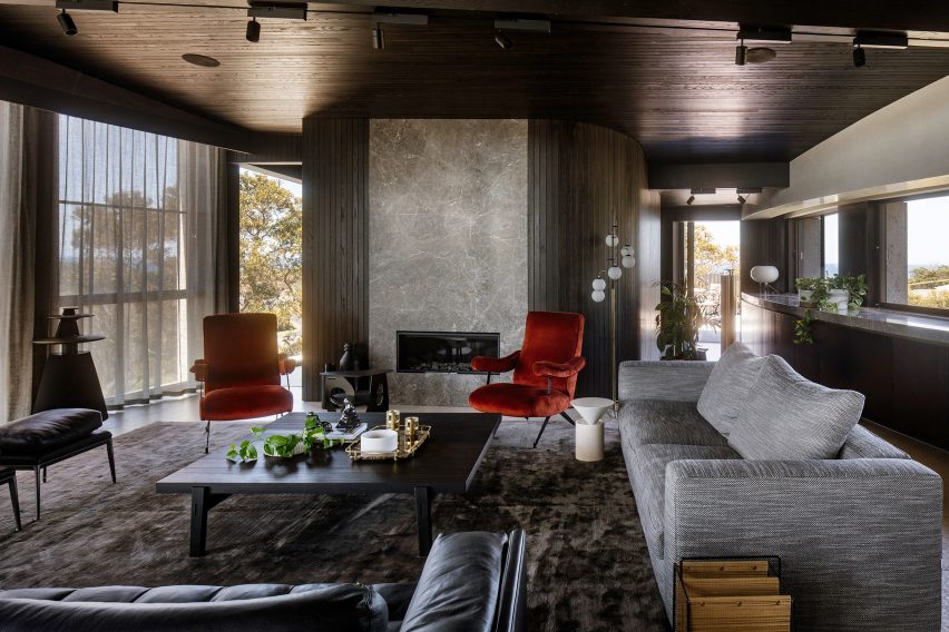 Tidal Arc House by Woods Bagot